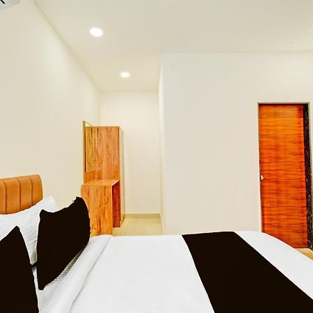Super Townhouse Oak Suchitra Kompally Road Formerly Sun Moon Hotels Trimulgherry المظهر الخارجي الصورة