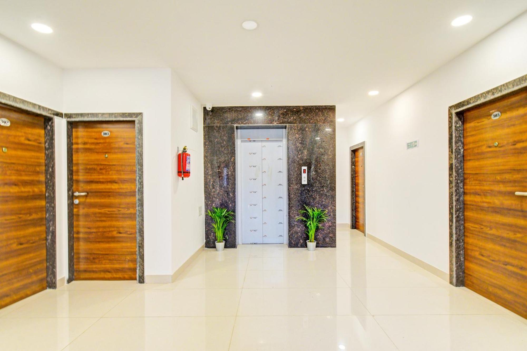 Super Townhouse Oak Suchitra Kompally Road Formerly Sun Moon Hotels Trimulgherry المظهر الخارجي الصورة