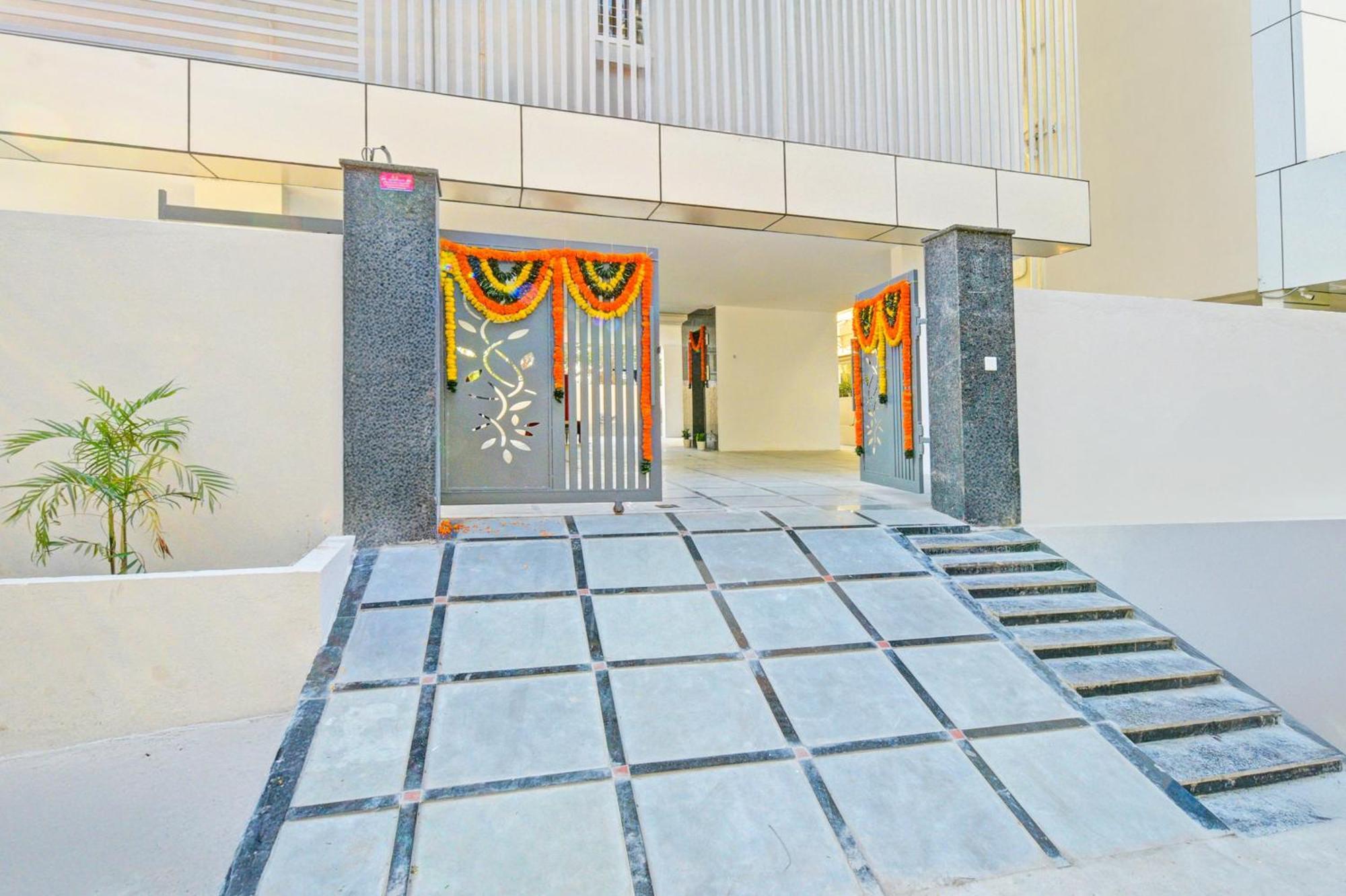 Super Townhouse Oak Suchitra Kompally Road Formerly Sun Moon Hotels Trimulgherry المظهر الخارجي الصورة
